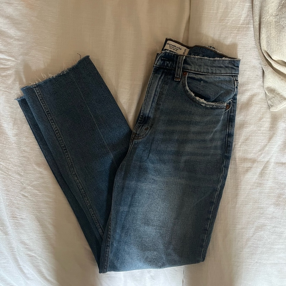 Abercrombie high rise ankle straight curve love jeans